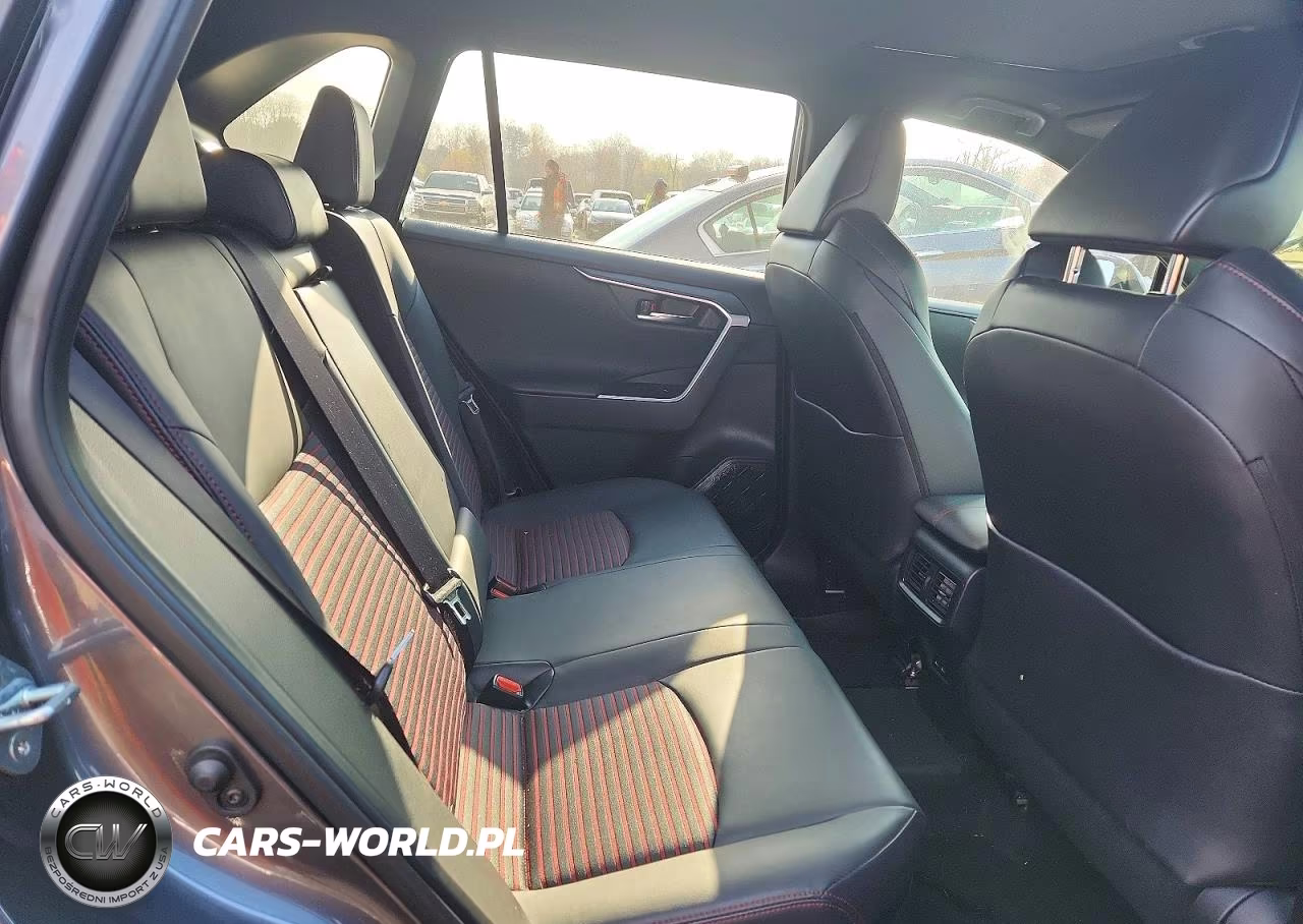 2023 Toyota Rav4 Prime Xse VIN:JTMEB3FV1PD140209 - 10
