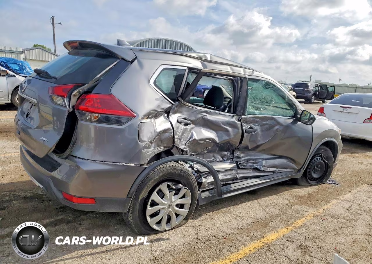 2019 Nissan Rogue S VIN:KNMAT2MVXKP549163 - 3