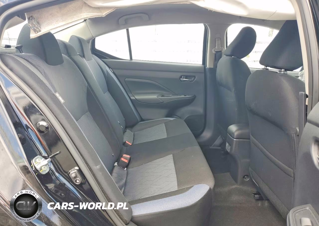 2025 Nissan Versa Sv VIN:3N1CN8EV3SL868911 - 10