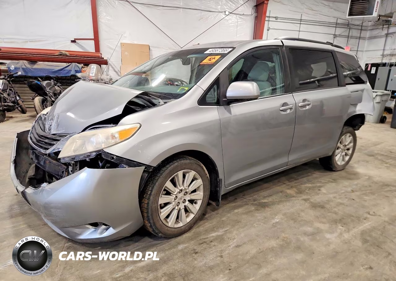 2011 Toyota Sienna Le