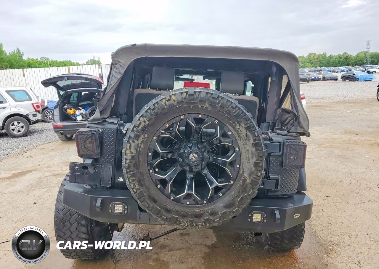2010 Jeep Wrangler Sport VIN:1J4AA2D15AL205114 - 6