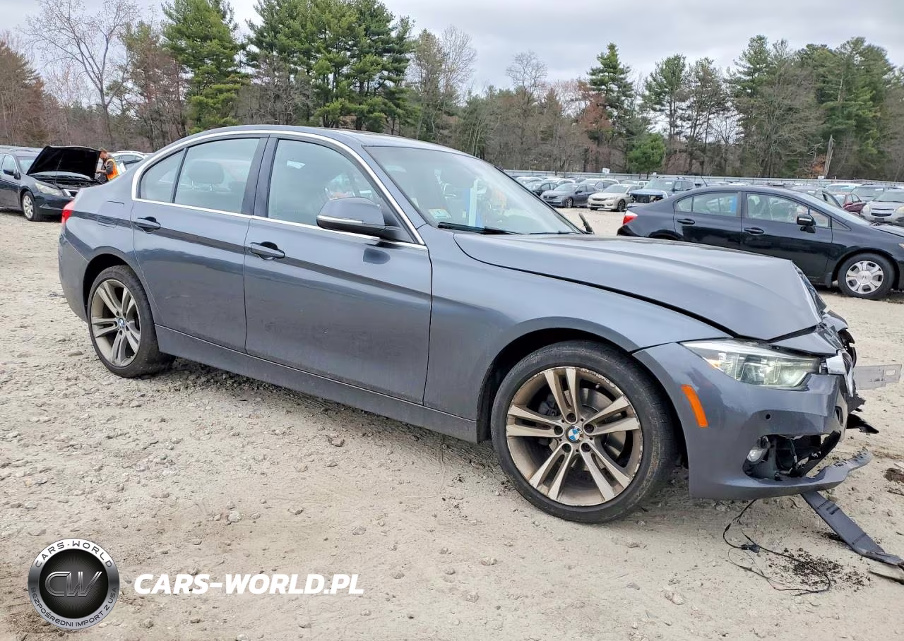 2017 BMW 330 Xi VIN:WBA8D9G3XHNU64517 - 4