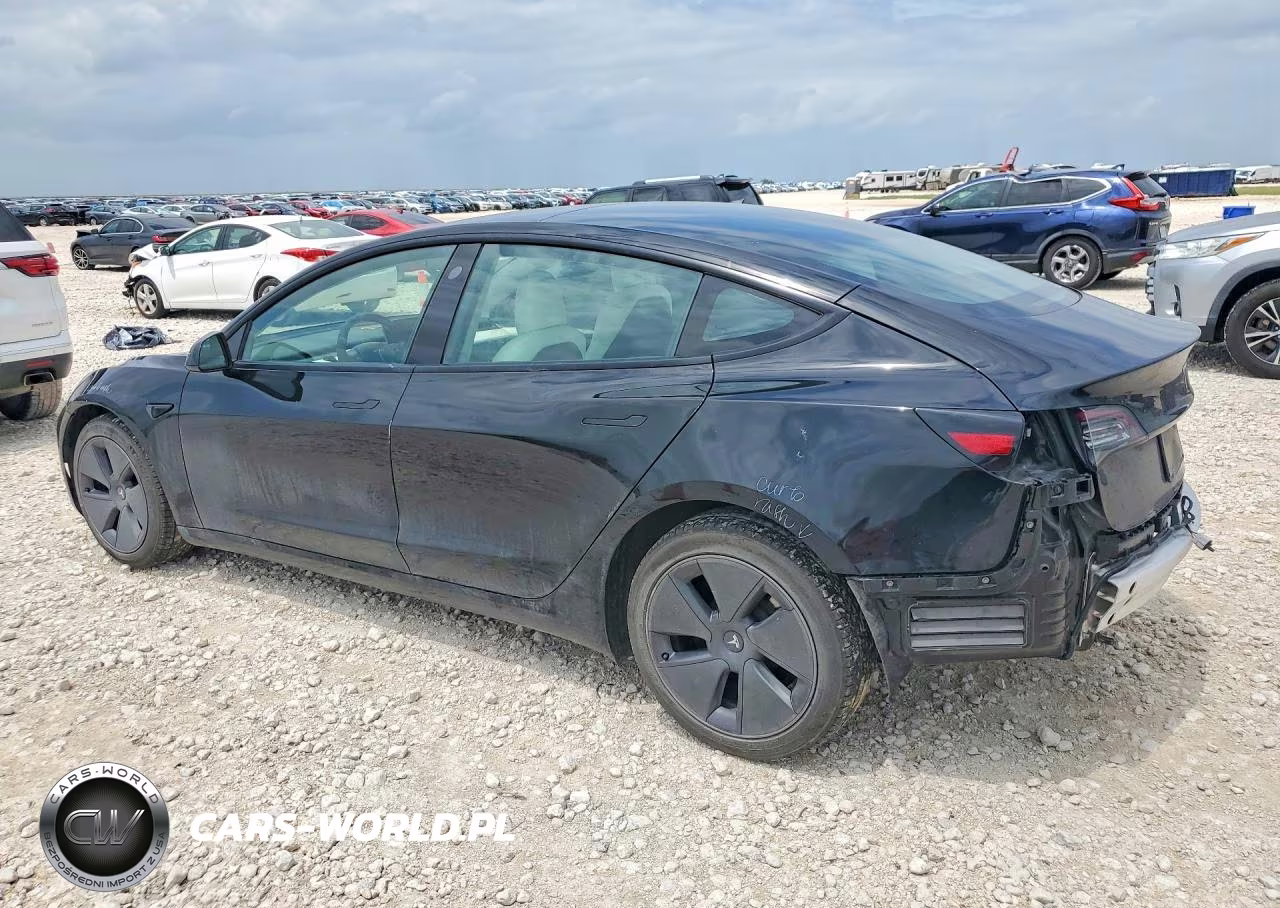 2022 Tesla Model 3 VIN:5YJ3E1EB0NF198182 - 2