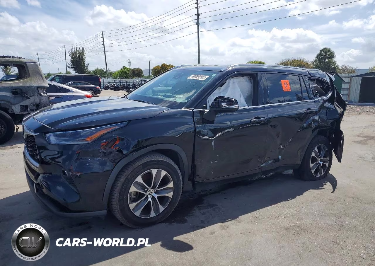 2021 Toyota Highlander Xle VIN:5TDGZRAH7MS536668 - 1