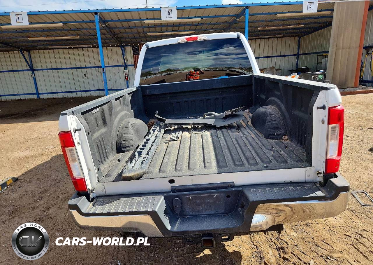 2019 Ford F250 Super Duty VIN:1FT7X2B61KEF21404 - 6