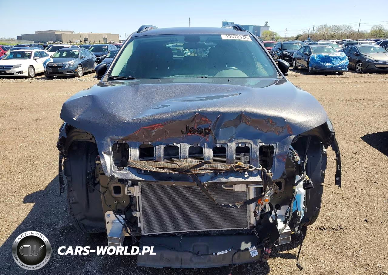 2020 Jeep Cherokee Latitude Plus VIN:1C4PJMLB5LD584344 - 5