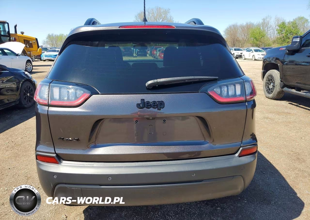 2020 Jeep Cherokee Latitude Plus VIN:1C4PJMLB5LD584344 - 6
