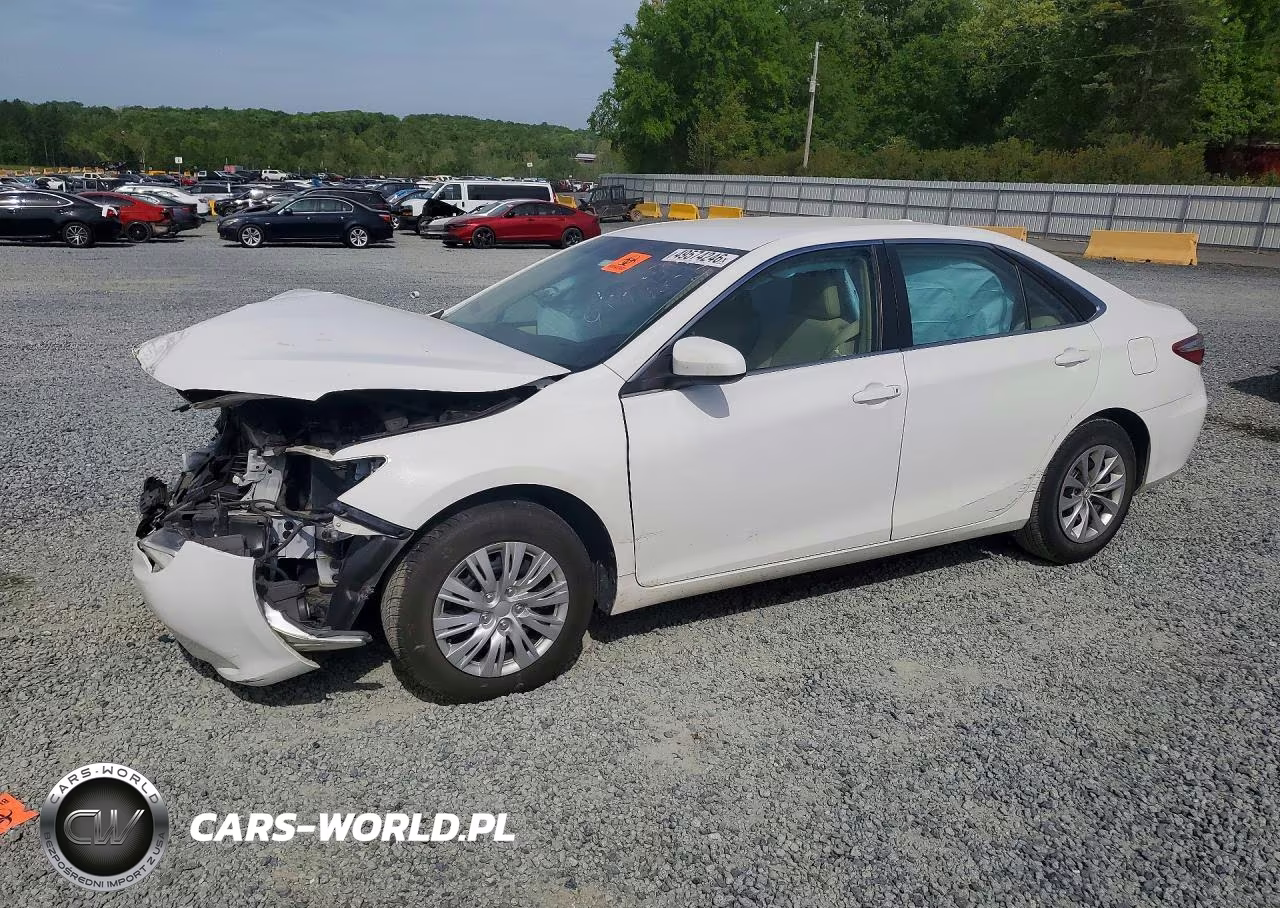 2016 Toyota Camry Le