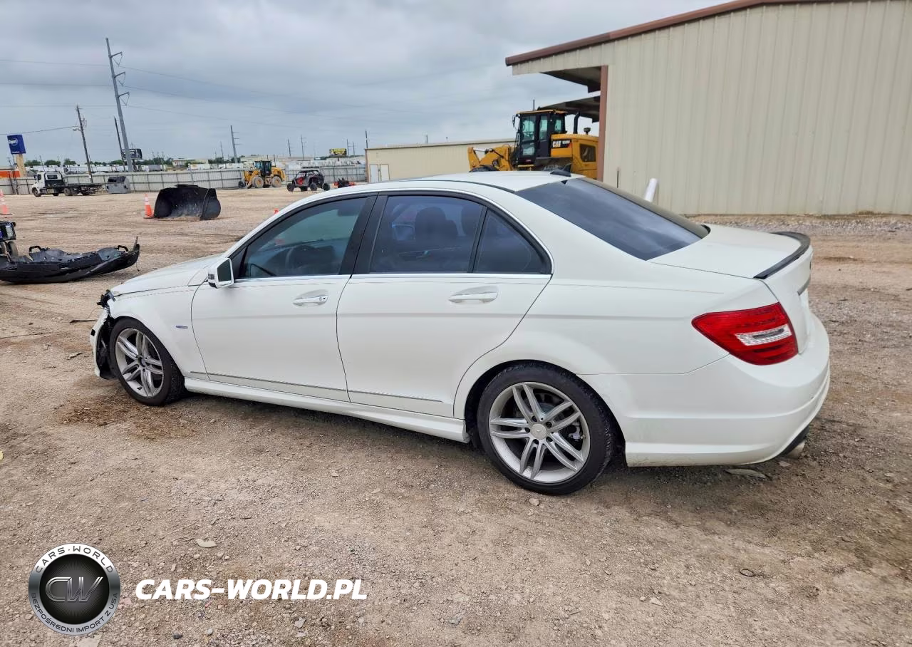 2012 Mercedes-Benz C 250 VIN:WDDGF4HB2CA631993 - 2