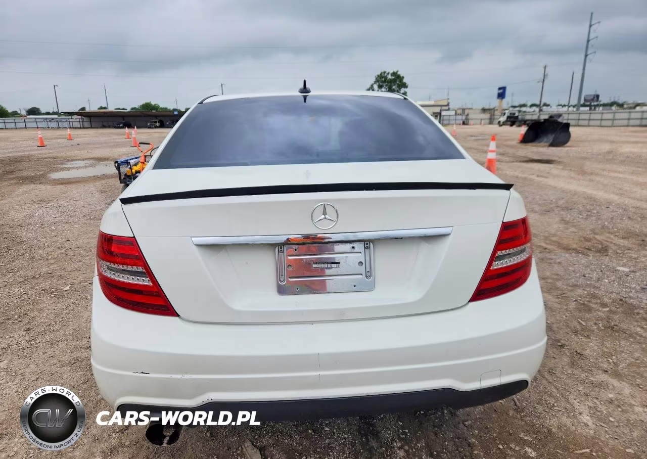 2012 Mercedes-Benz C 250 VIN:WDDGF4HB2CA631993 - 6