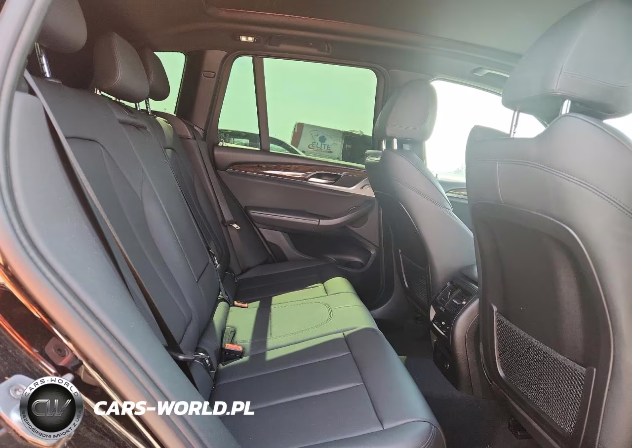 2019 BMW X3 xDrive30I VIN:5UXTR9C5XKLP85321 - 11