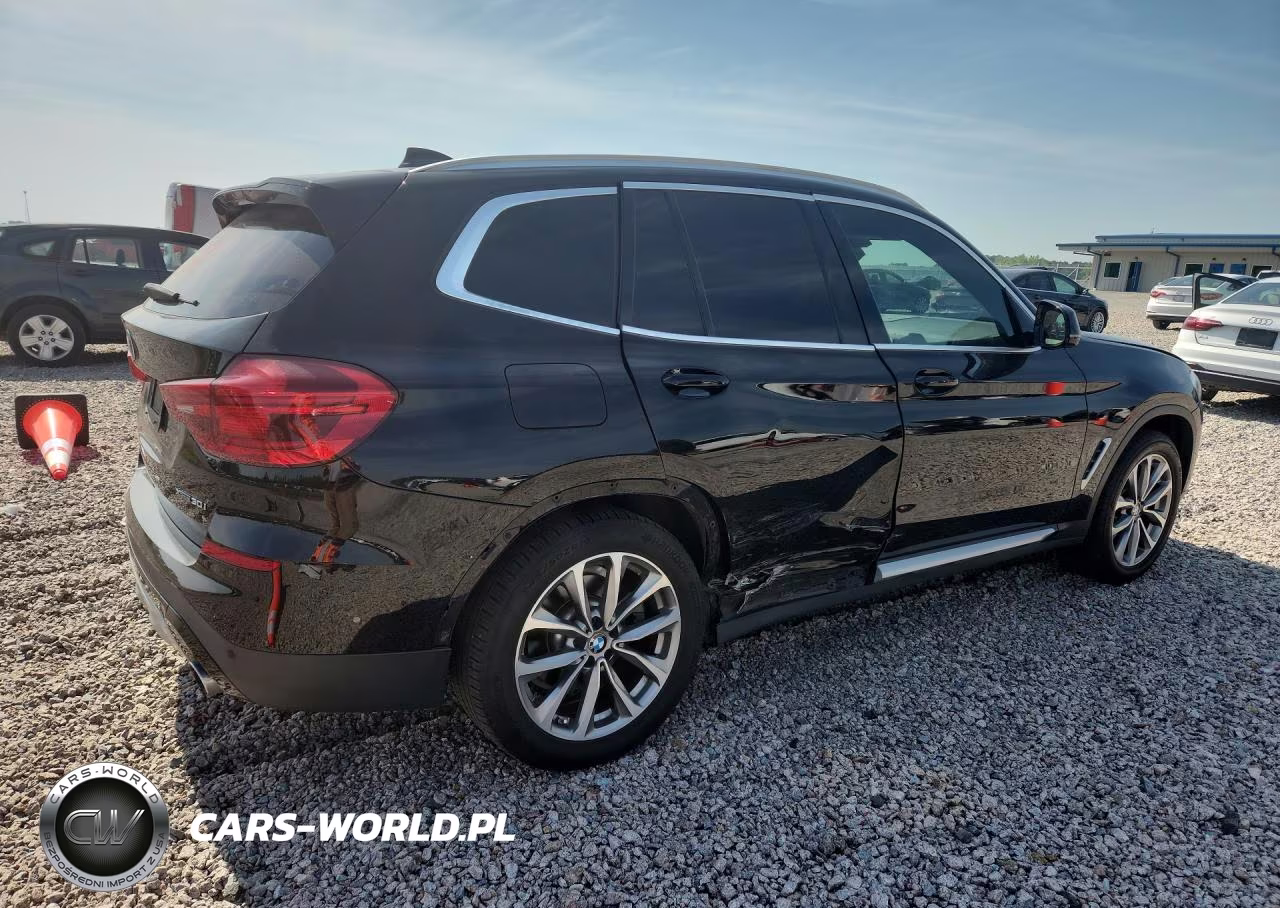 2019 BMW X3 xDrive30I VIN:5UXTR9C5XKLP85321 - 3