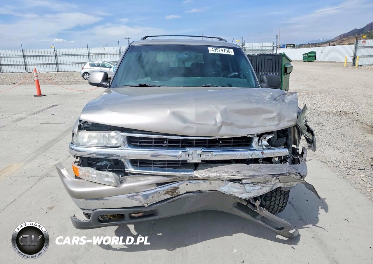 2000 Chevrolet Suburban K1500 VIN:3GNFK16T3YG179242 - 5
