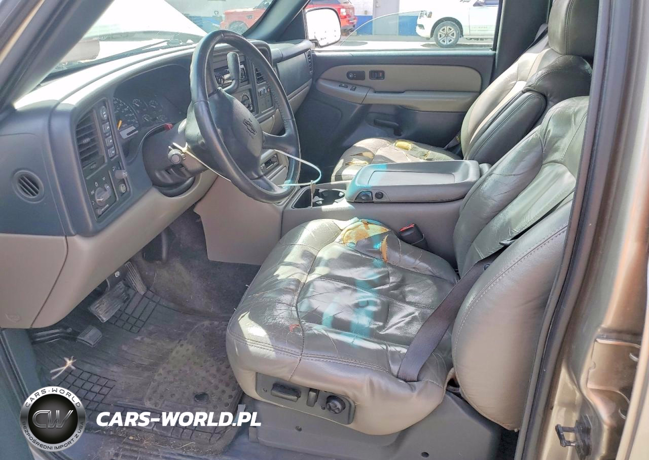 2000 Chevrolet Suburban K1500 VIN:3GNFK16T3YG179242 - 7