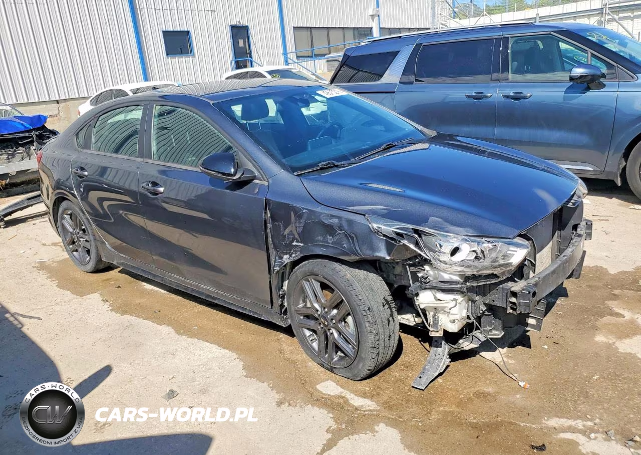 2021 Kia Forte Gt-Line VIN:3KPF34AD1ME402486 - 4