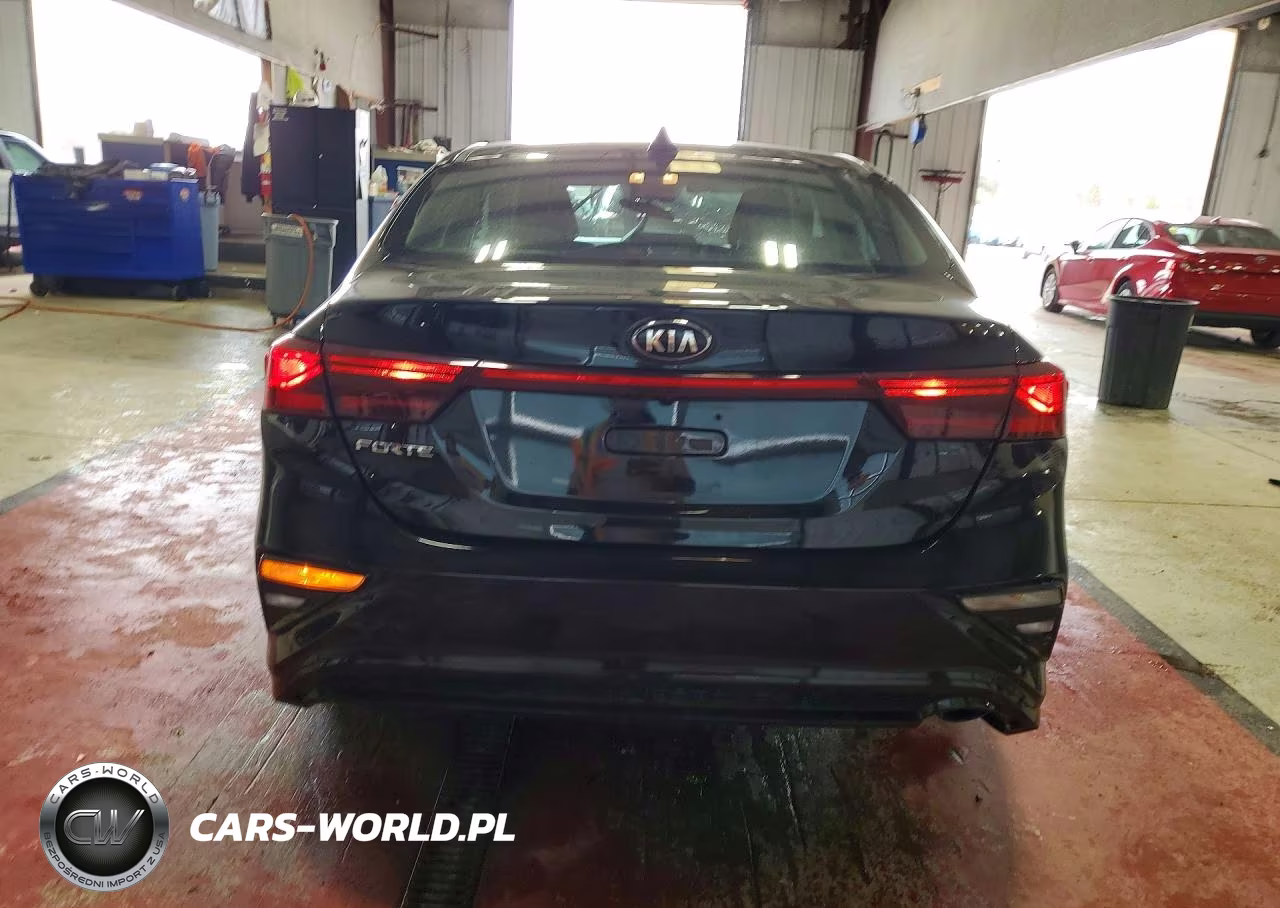 2021 Kia Forte Lxs VIN:3KPF24AD3ME268826 - 6