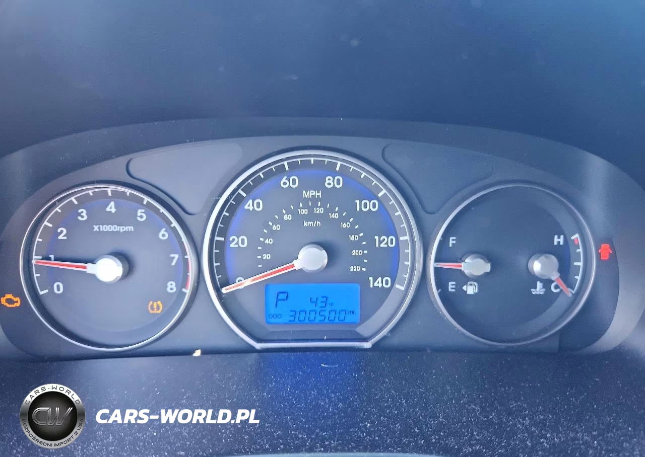 2010 Hyundai Santa Fe Gls VIN:5NMSGDAB9AH374586 - 9