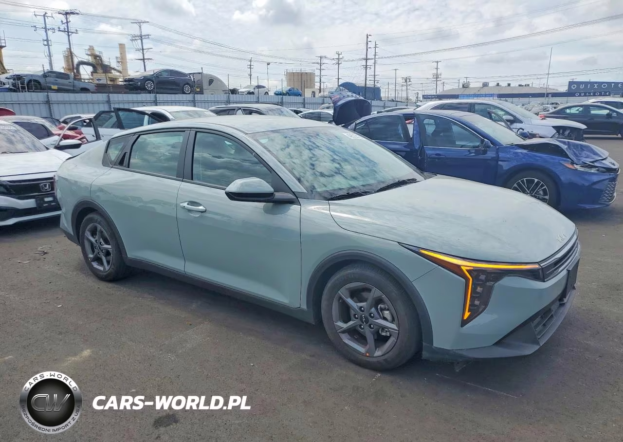 2025 Kia K4 Ex VIN:3KPFT4DE3SE093461 - 4