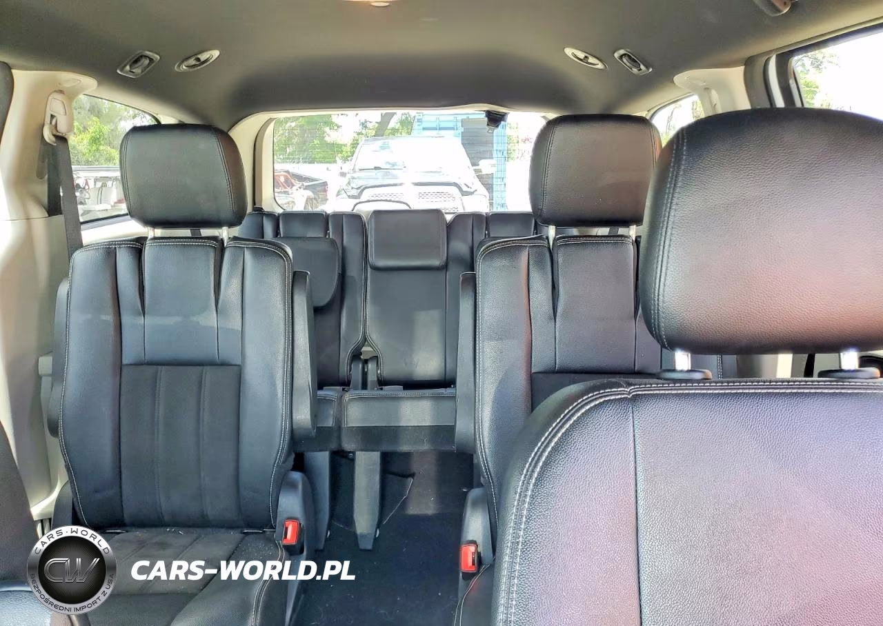 2020 Dodge Grand Caravan Sxt VIN:2C4RDGCG9LR154200 - 10