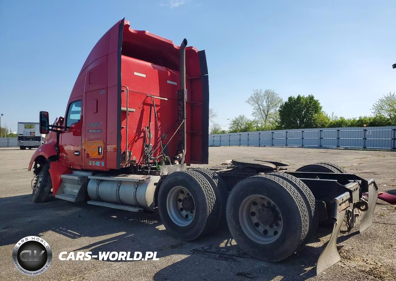 2014 Kenworth T680 Semi Truck VIN:1XKYDP9X2EJ419893 - 3