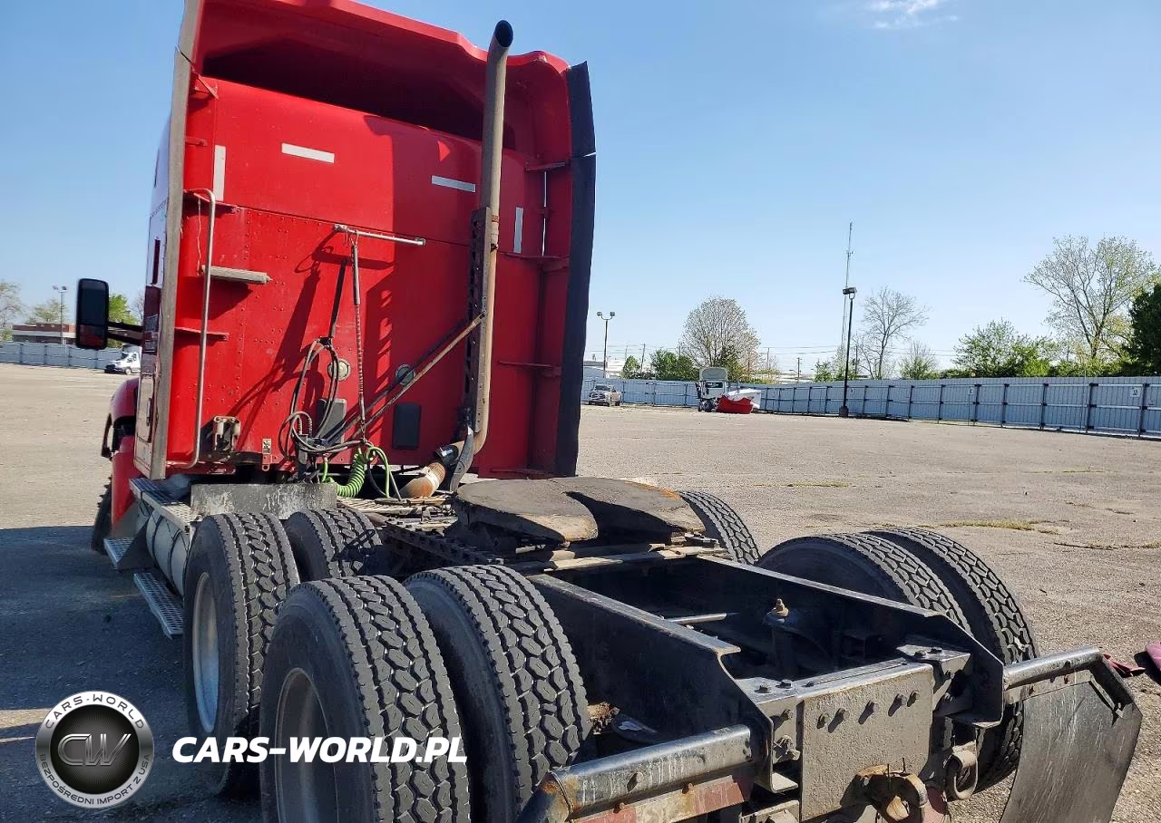 2014 Kenworth T680 Semi Truck VIN:1XKYDP9X2EJ419893 - 6