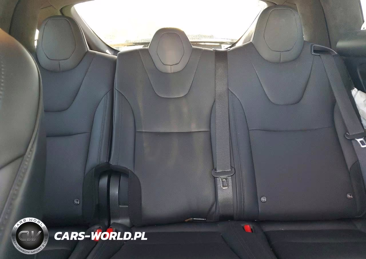 2024 Tesla Model X VIN:7SAXCDE50RF445213 - 10