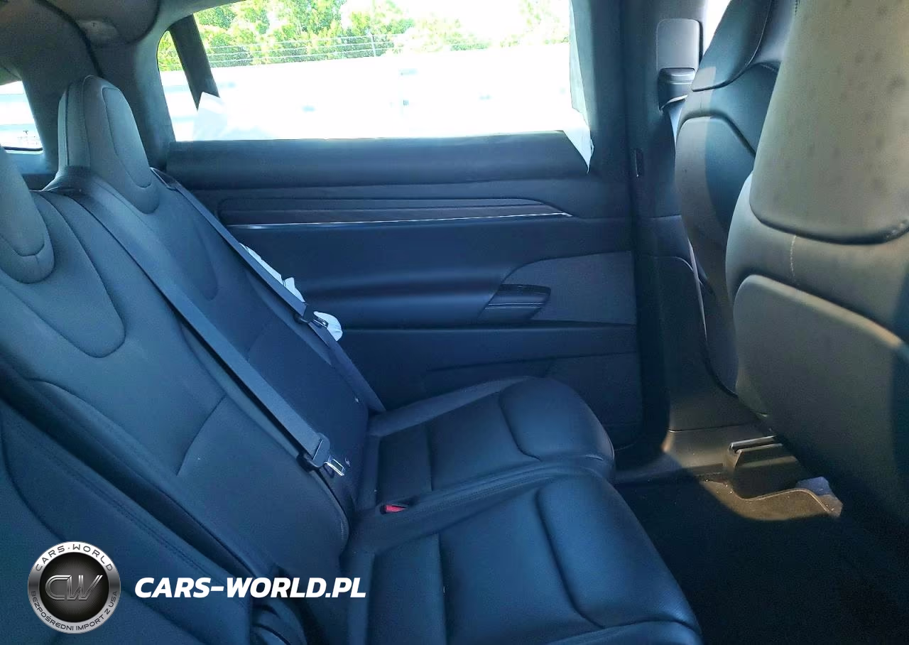 2024 Tesla Model X VIN:7SAXCDE50RF445213 - 11