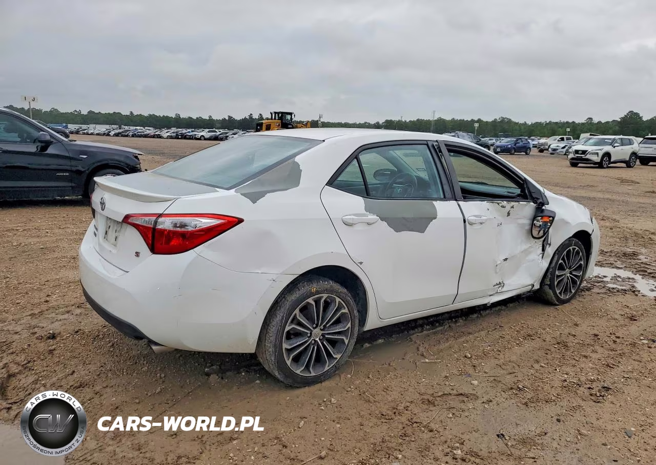2016 Toyota Corolla S Plus VIN:5YFBURHE2GP430825 - 3