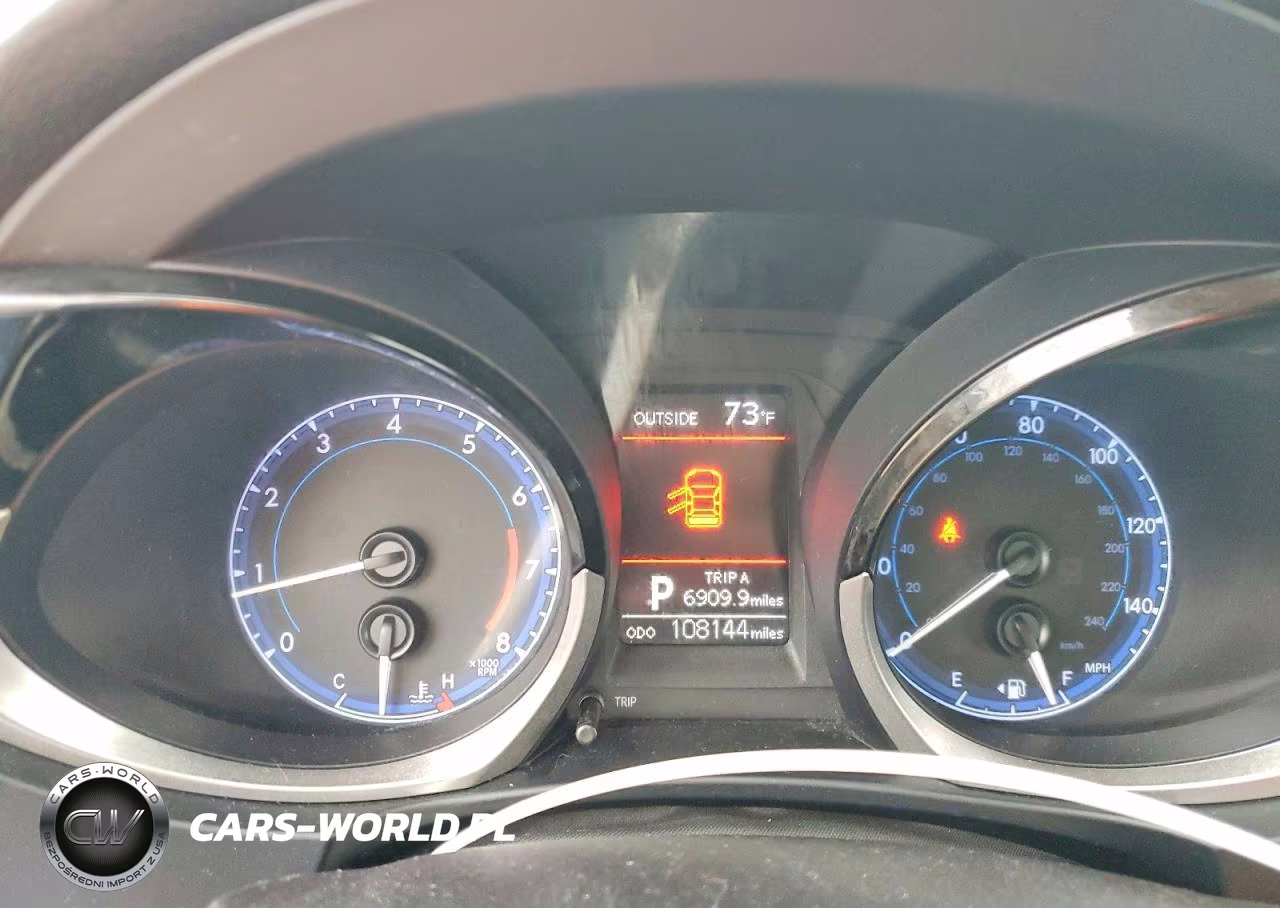2016 Toyota Corolla S Plus VIN:5YFBURHE2GP430825 - 9