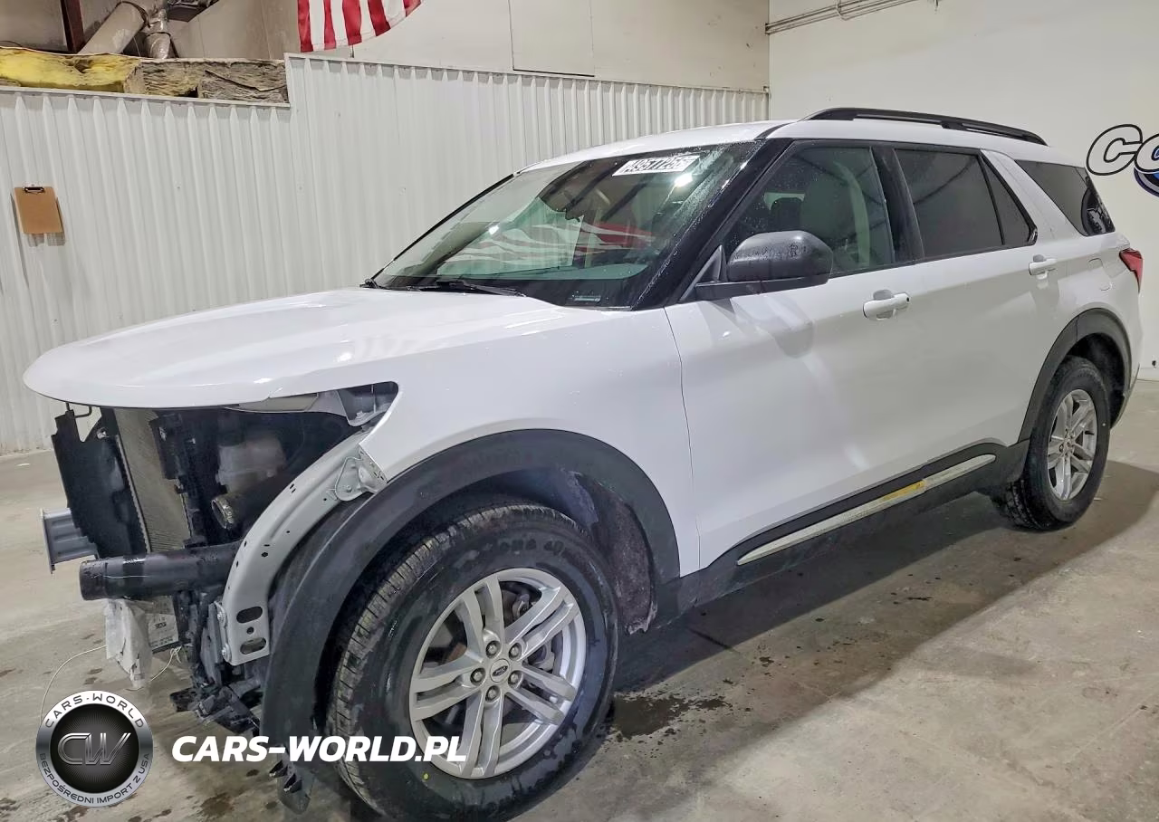 2023 Ford Explorer Xlt