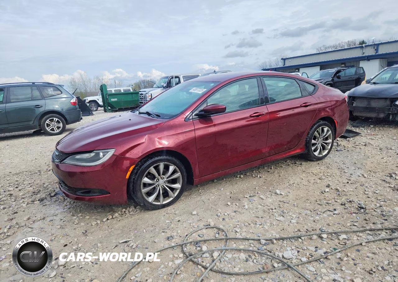 2015 Chrysler 200 S – zdjęcie 1 z 12