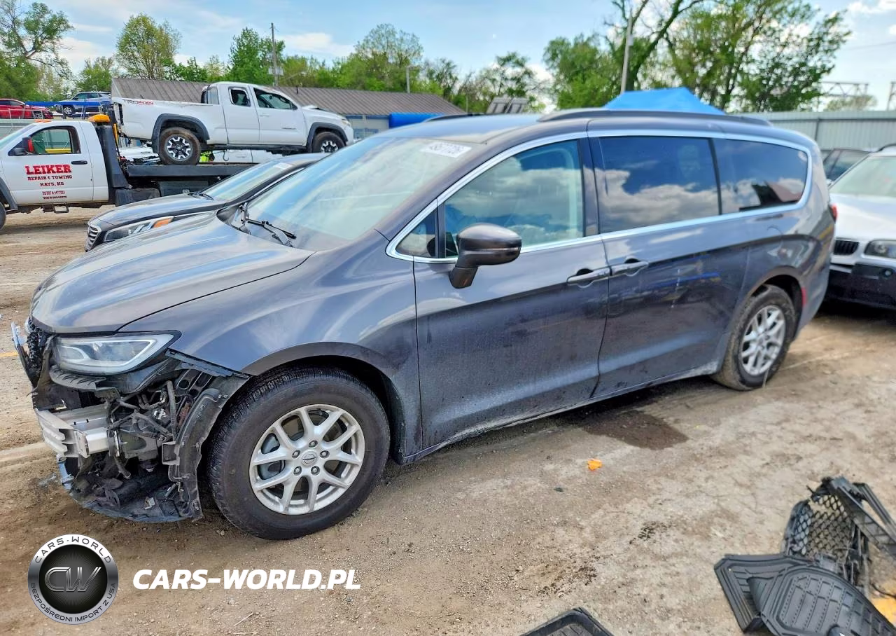 2022 Chrysler Pacifica Touring L