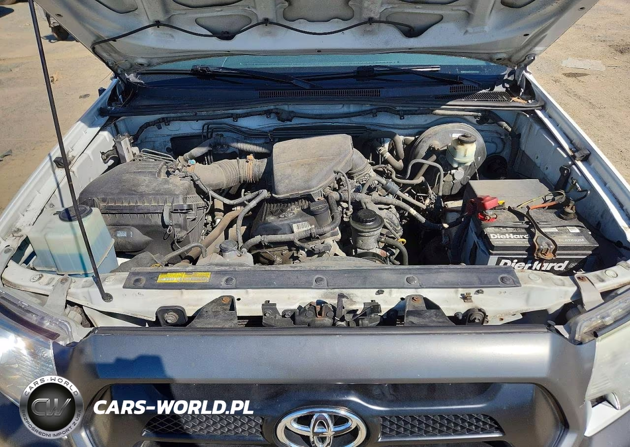 2015 Toyota Tacoma Access Cab VIN:5TFTX4CN3FX063293 - 12