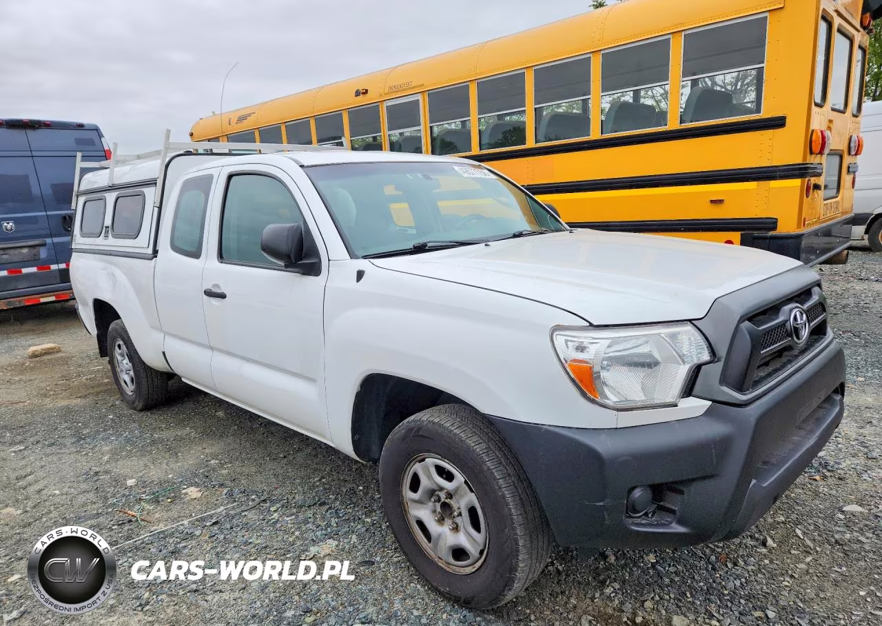 2015 Toyota Tacoma Access Cab VIN:5TFTX4CN3FX063293 - 4
