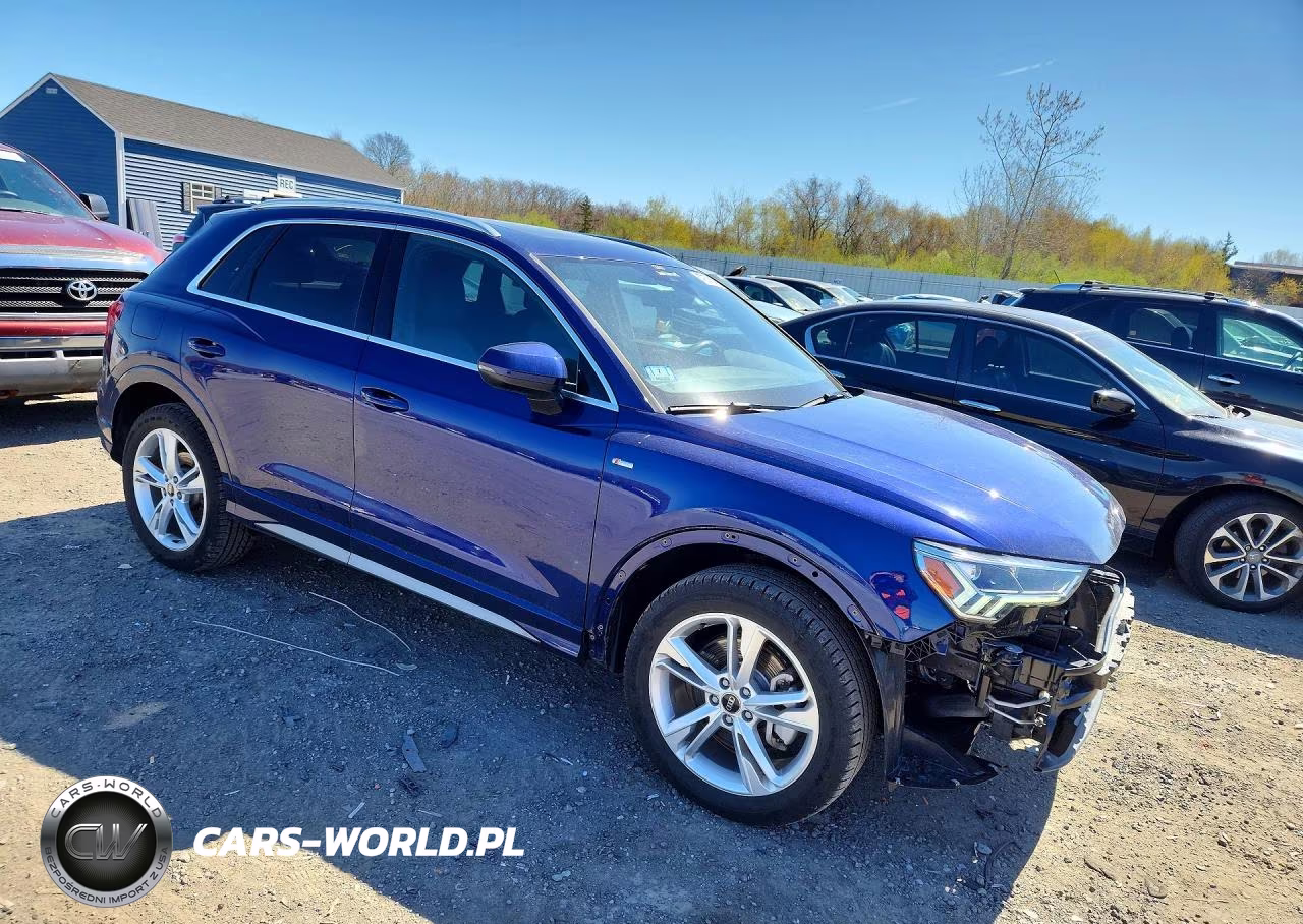 2024 Audi Q3 Premium S Line 45 VIN:WA1DECF38R1055738 - 4