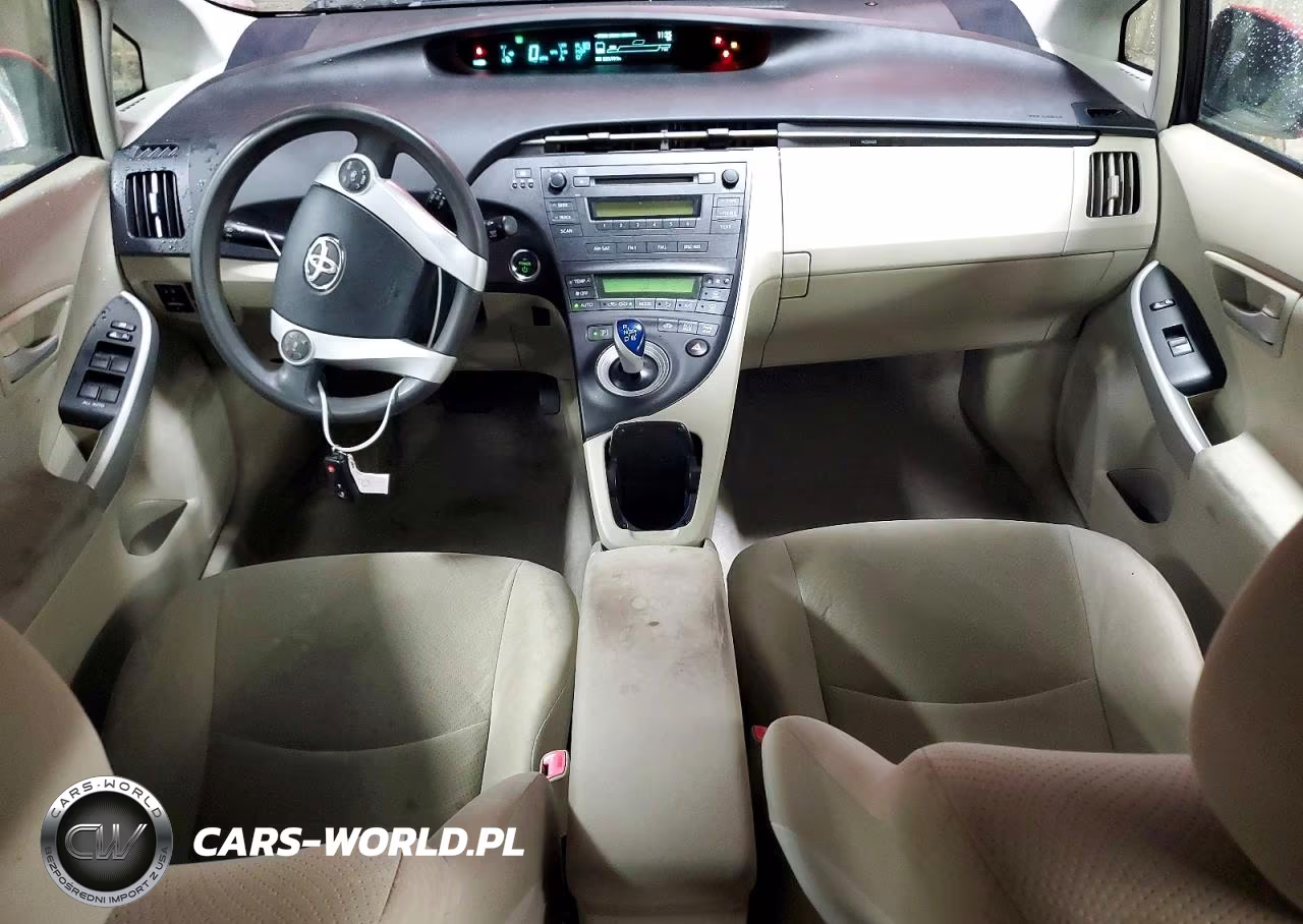 2011 Toyota Prius Two VIN:JTDKN3DU4B0290481 - 8