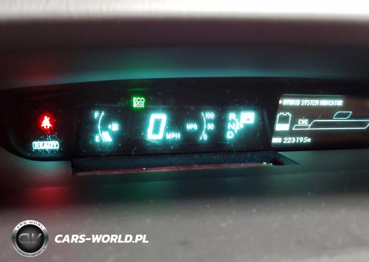 2011 Toyota Prius Two VIN:JTDKN3DU4B0290481 - 9