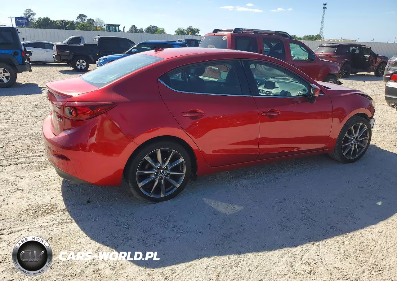 2018 Mazda 3 Touring VIN:3MZBN1V30JM217210 - 3