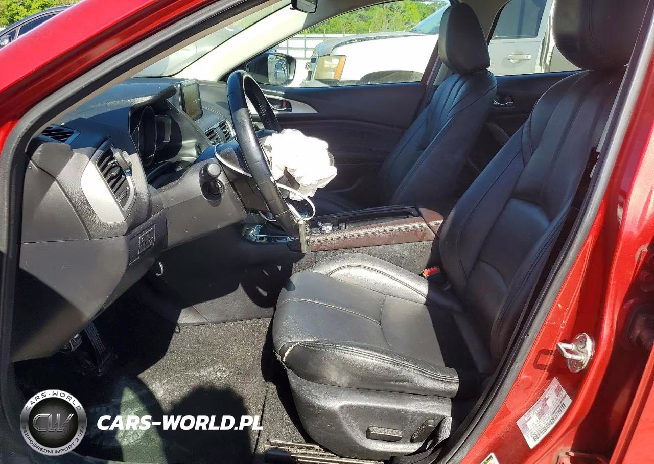 2018 Mazda 3 Touring VIN:3MZBN1V30JM217210 - 7