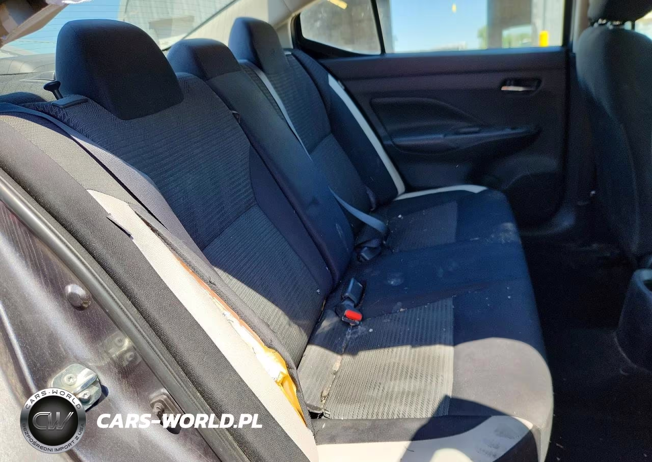 2020 Nissan Versa Sv VIN:3N1CN8EV4LL860186 - 10