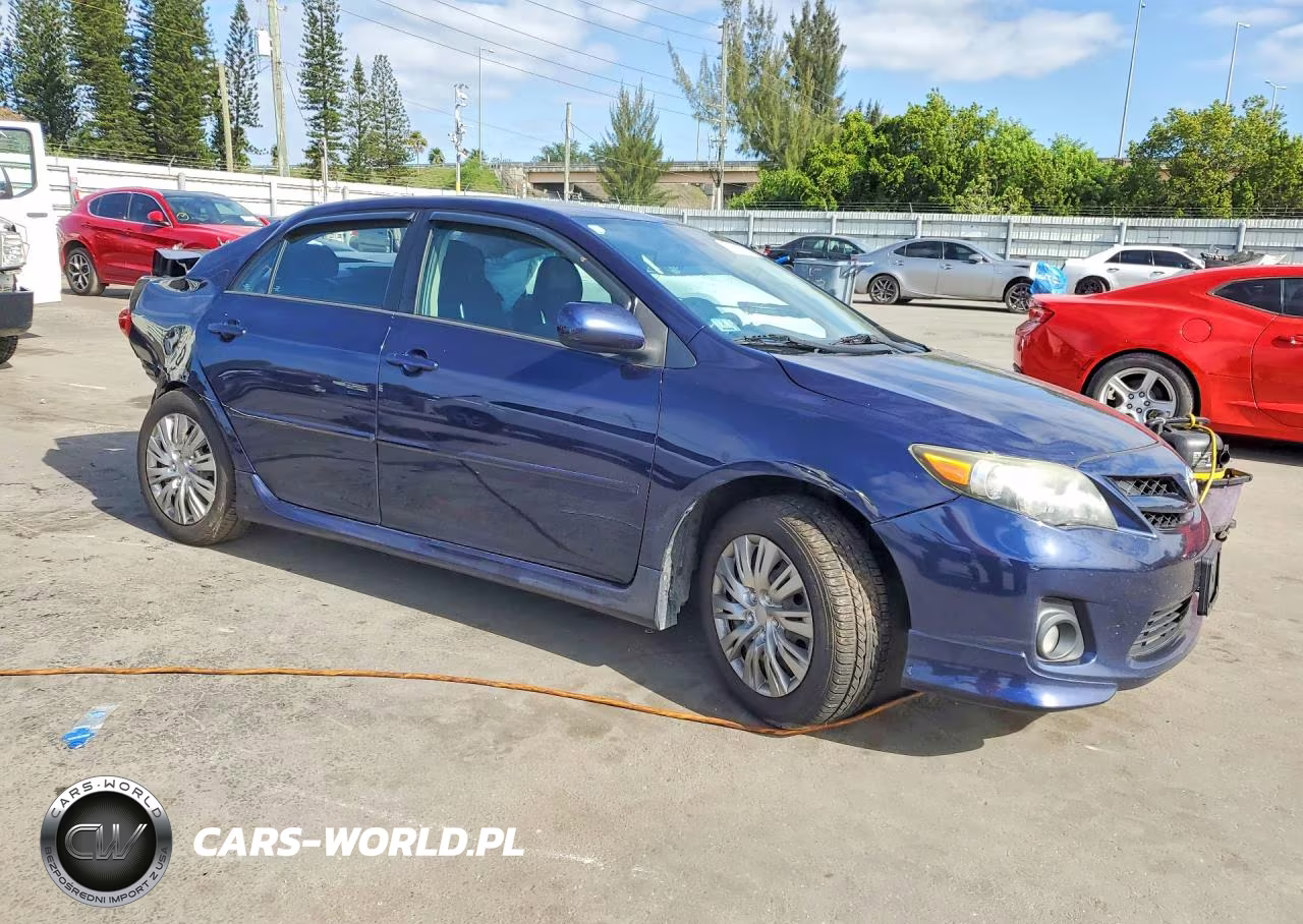 2013 Toyota Corolla S VIN:2T1BU4EE4DC030168 - 4