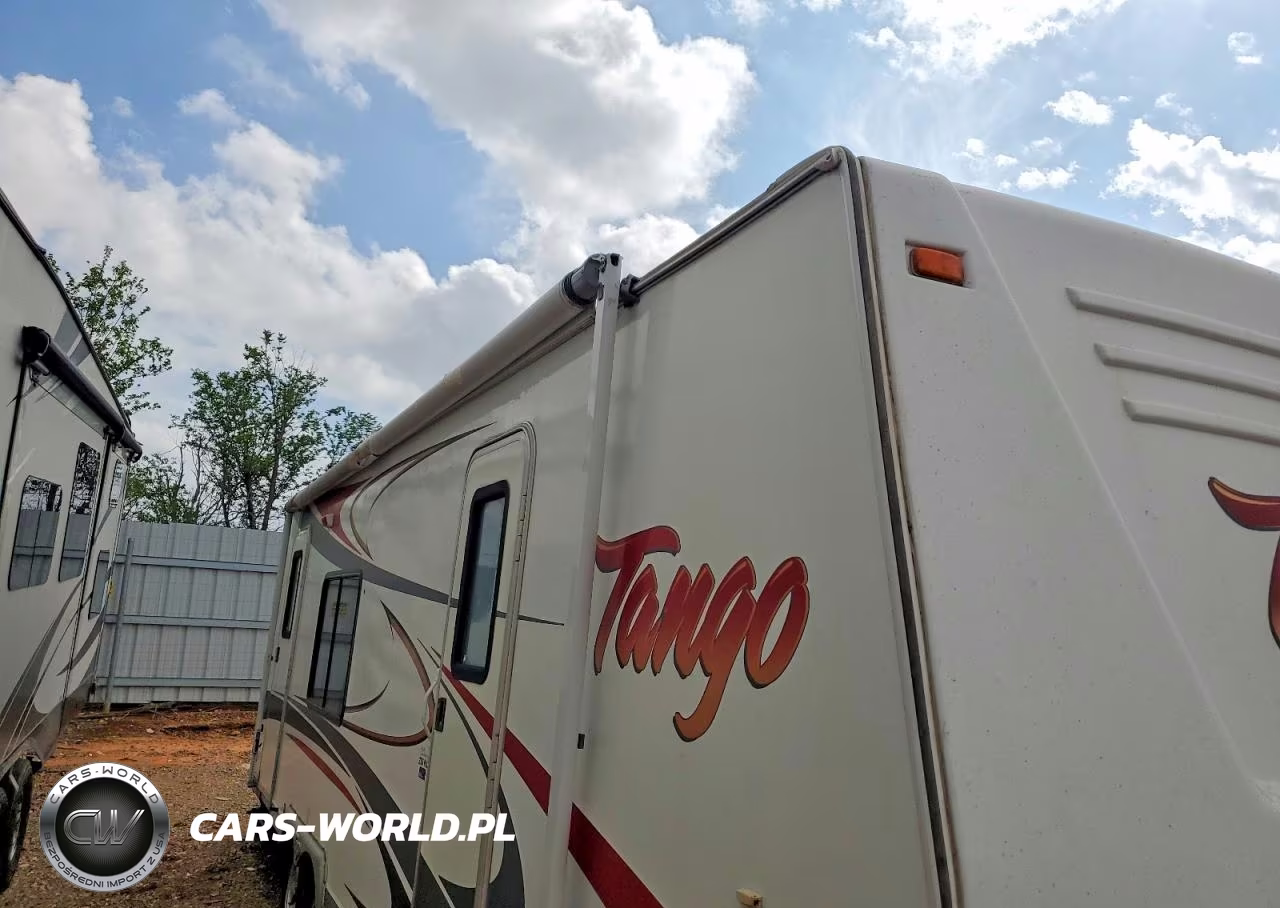 2007 Pacifworks Tango Camper VIN:5UYTS28267R010265 - 9