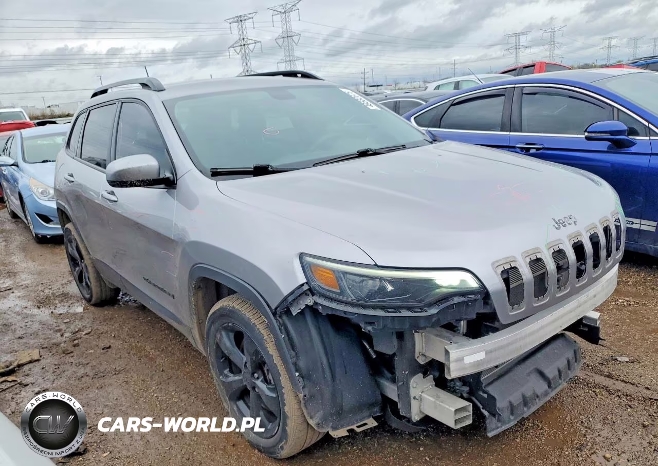 2019 Jeep Cherokee Latitude Plus VIN:1C4PJLLB4KD384225 - 4