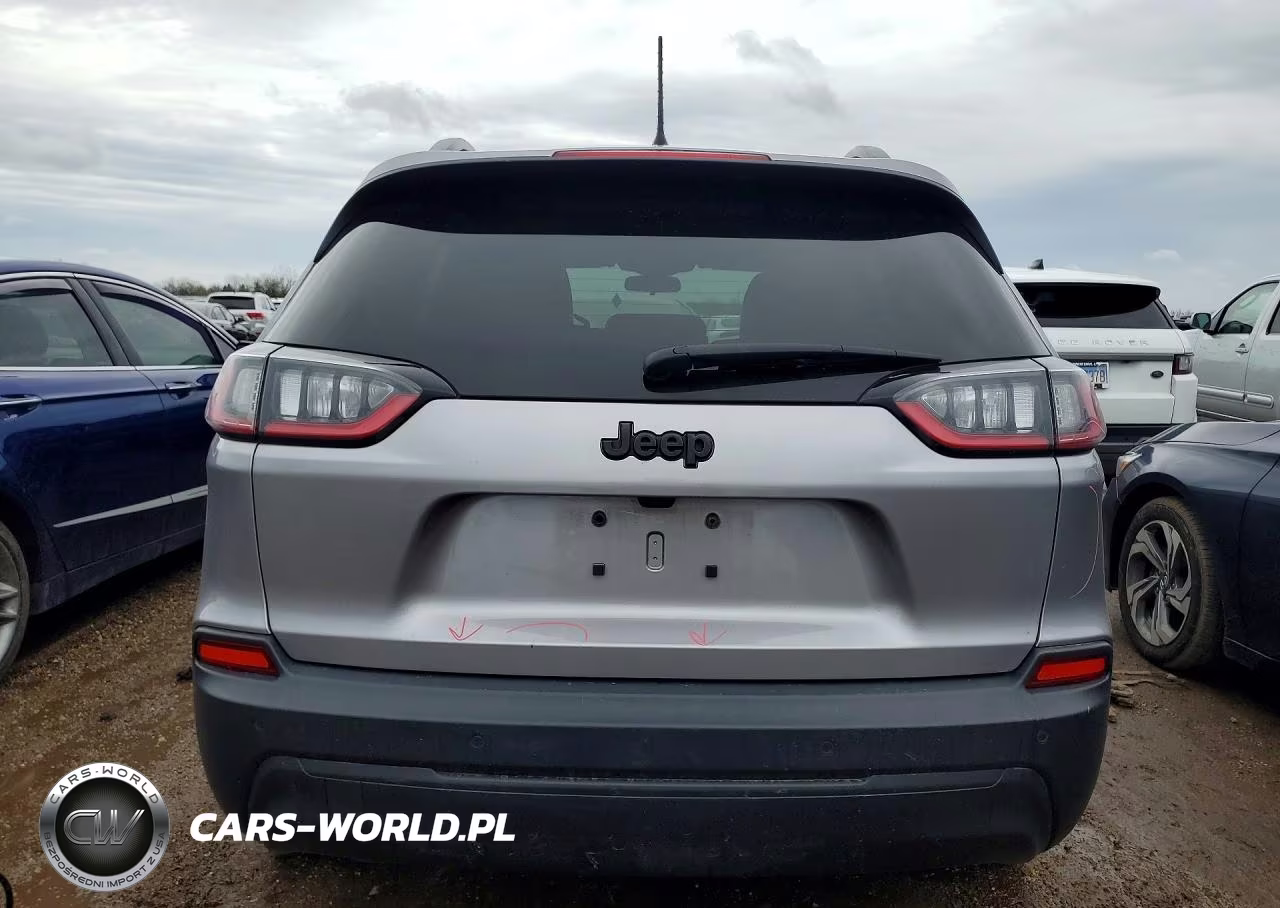 2019 Jeep Cherokee Latitude Plus VIN:1C4PJLLB4KD384225 - 6