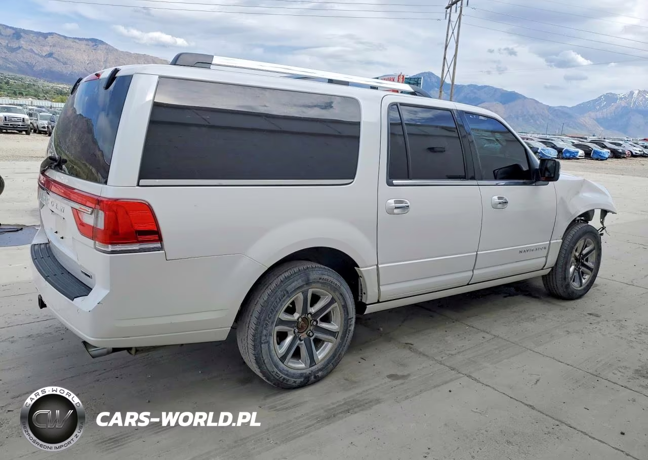 2015 Lincoln Navigator L VIN:5LMJJ3JT4FEJ08752 - 3