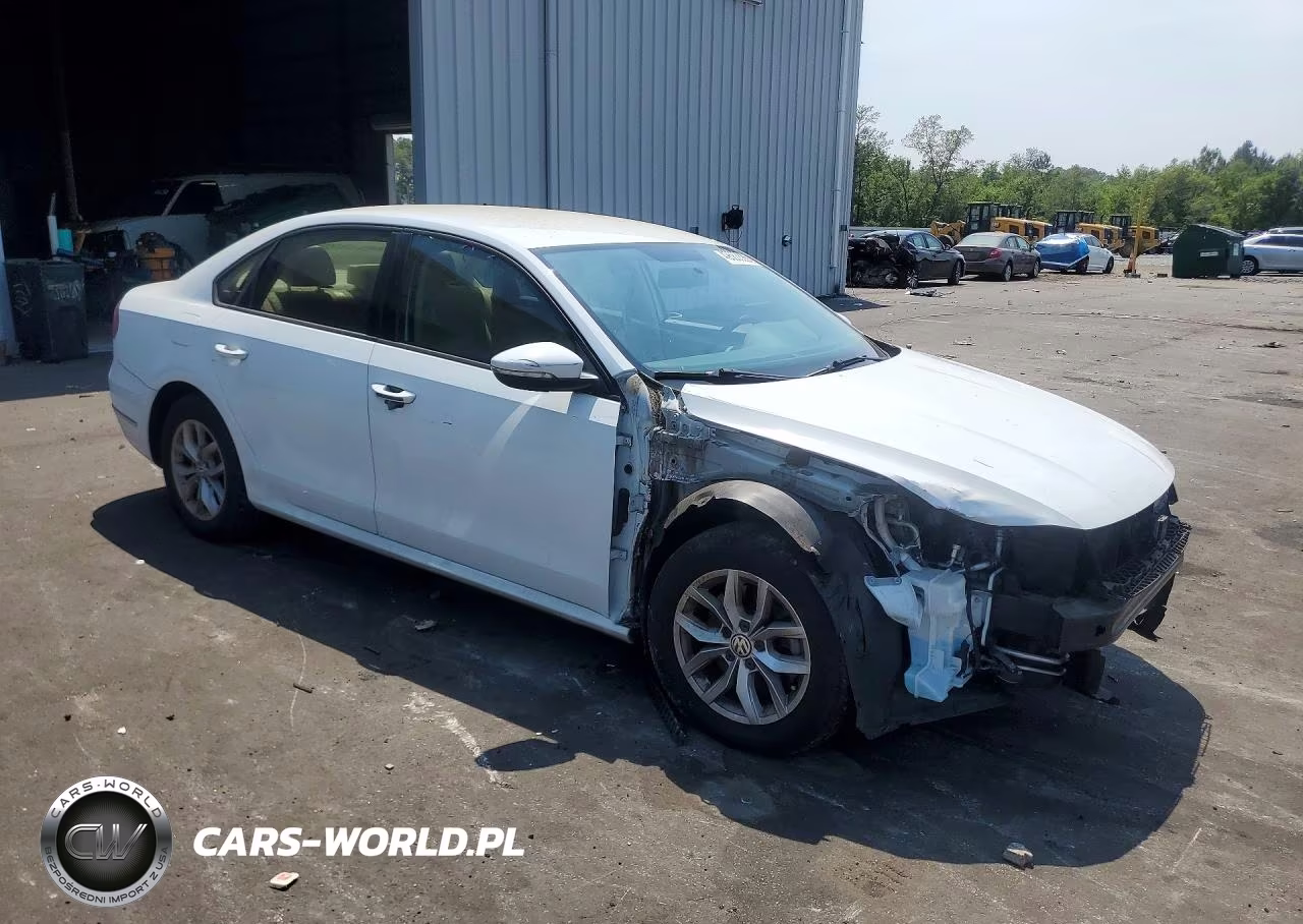 2018 Volkswagen Passat S VIN:1VWAA7A34JC021708 - 4