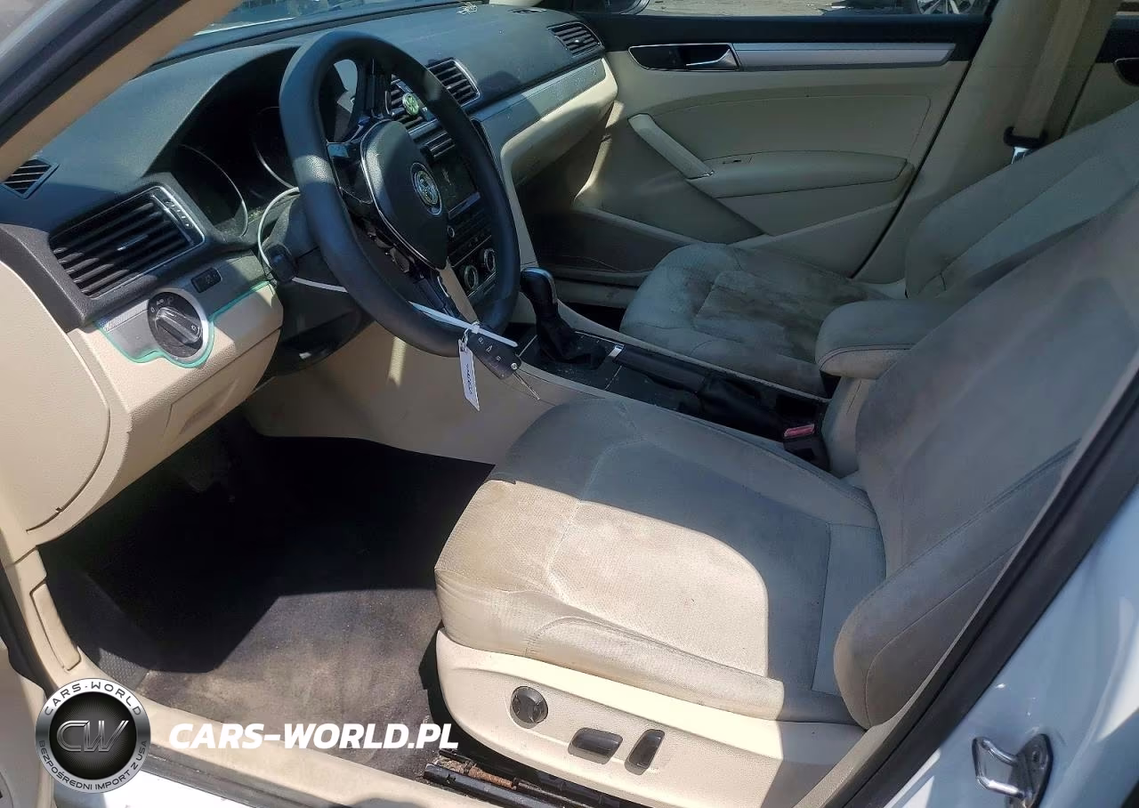 2018 Volkswagen Passat S VIN:1VWAA7A34JC021708 - 7