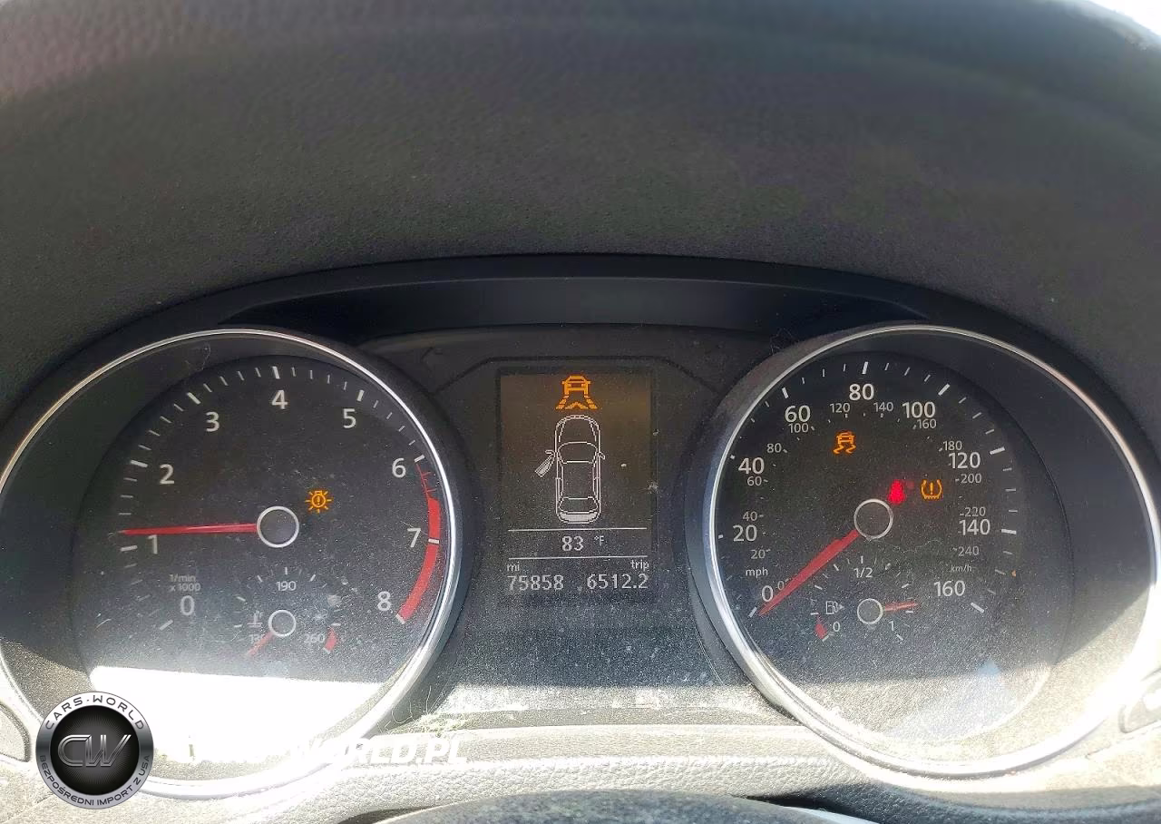 2018 Volkswagen Passat S VIN:1VWAA7A34JC021708 - 9