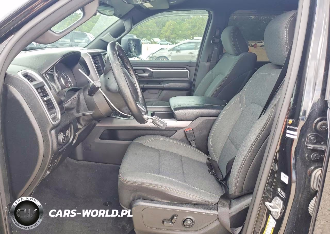 2021 Ram 1500 Big Horn VIN:1C6RREFT9MN767597 - 7