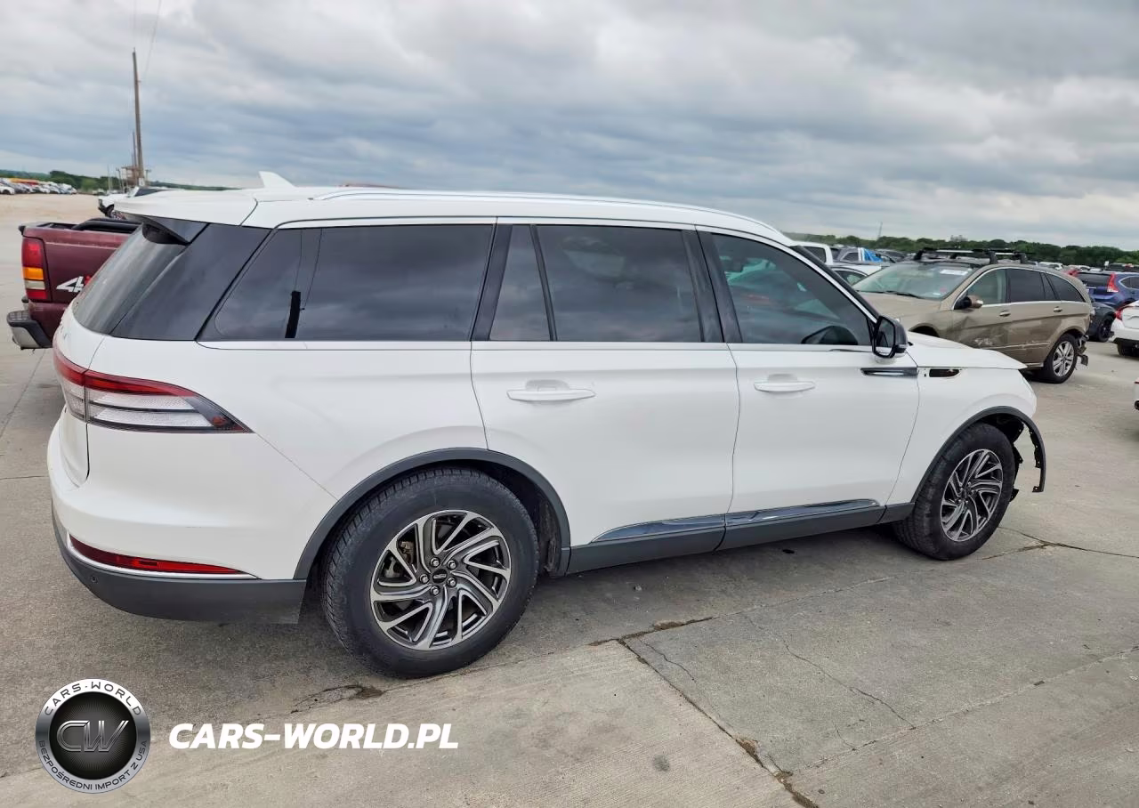 2020 Lincoln Aviator VIN:5LM5J6WC1LGL24392 - 3